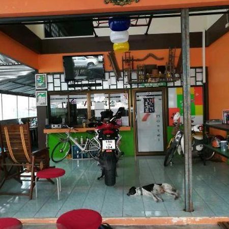 Oyo 586 I Hostel Phuket Exterior photo